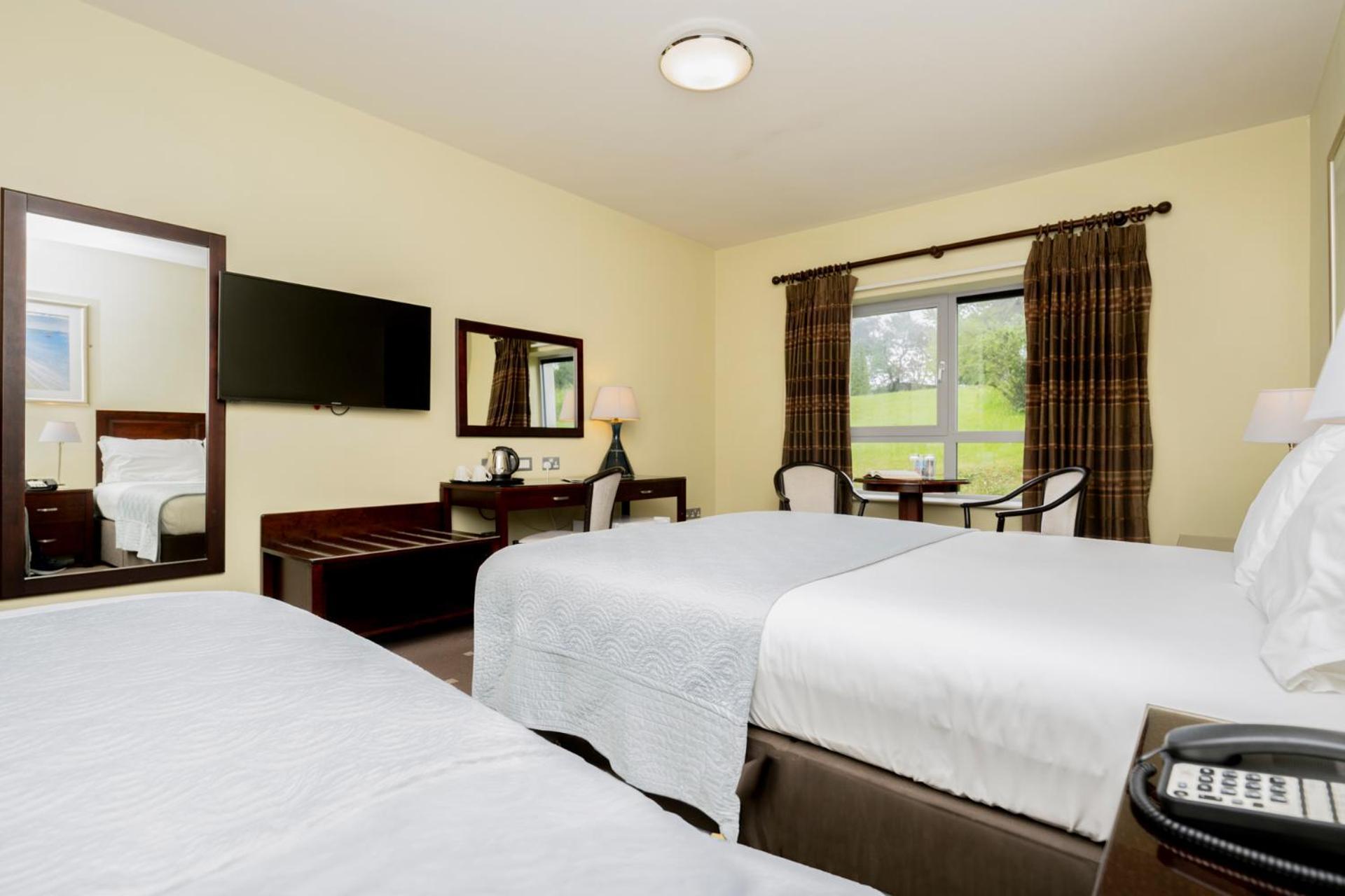 The Bay & Luxury Hotel Kenmare