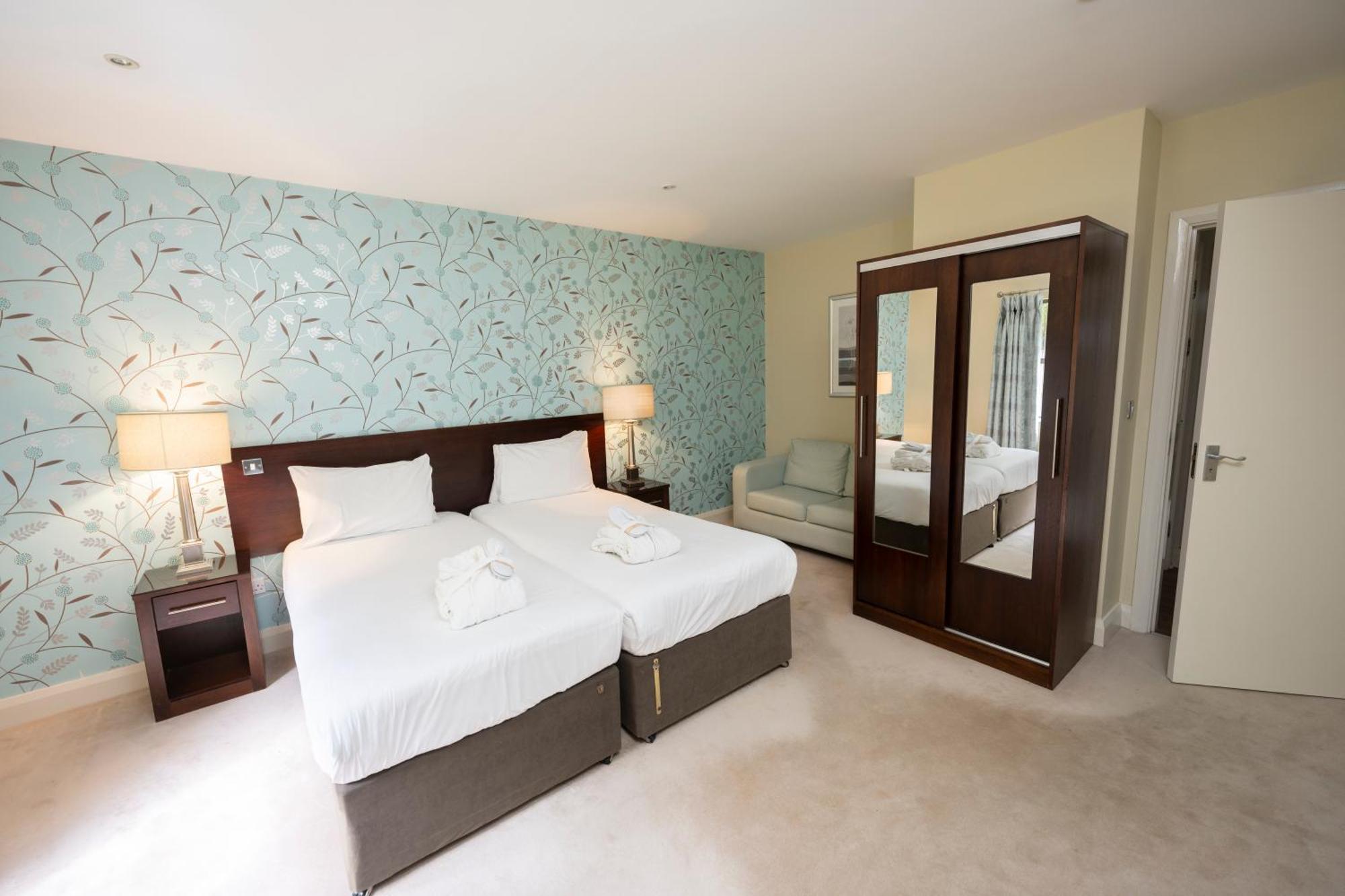 The Bay & Luxury Kenmare